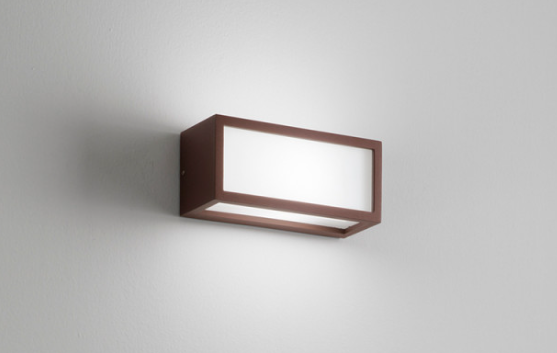 Isyluce Applique Dèco - IP54 - E27 mm 250 x 110 x 100 - NR 2,00 42,000 50 42,00 Corten