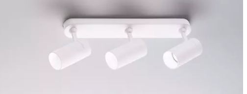 LAMPADA PARETE SOFFITTO ISYLUCE ORIENTABILE ALLUMINIO BIANCO 380X55X185 3XGU10