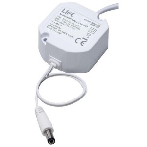 Alimentatore IP67 12V 2A 24W Input 100-240Vac, 50x50x25mm, con presa 2,1x5,5mm
